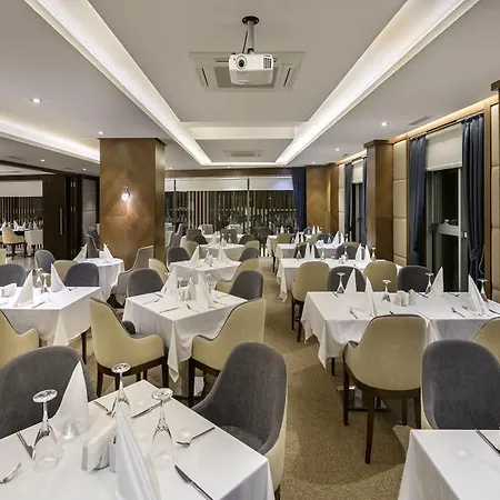 وسبا بي بيزنيس 5* أنطاليا